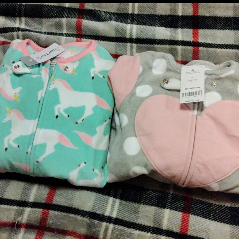 Carter's toddler girls onesie 4t PJs.